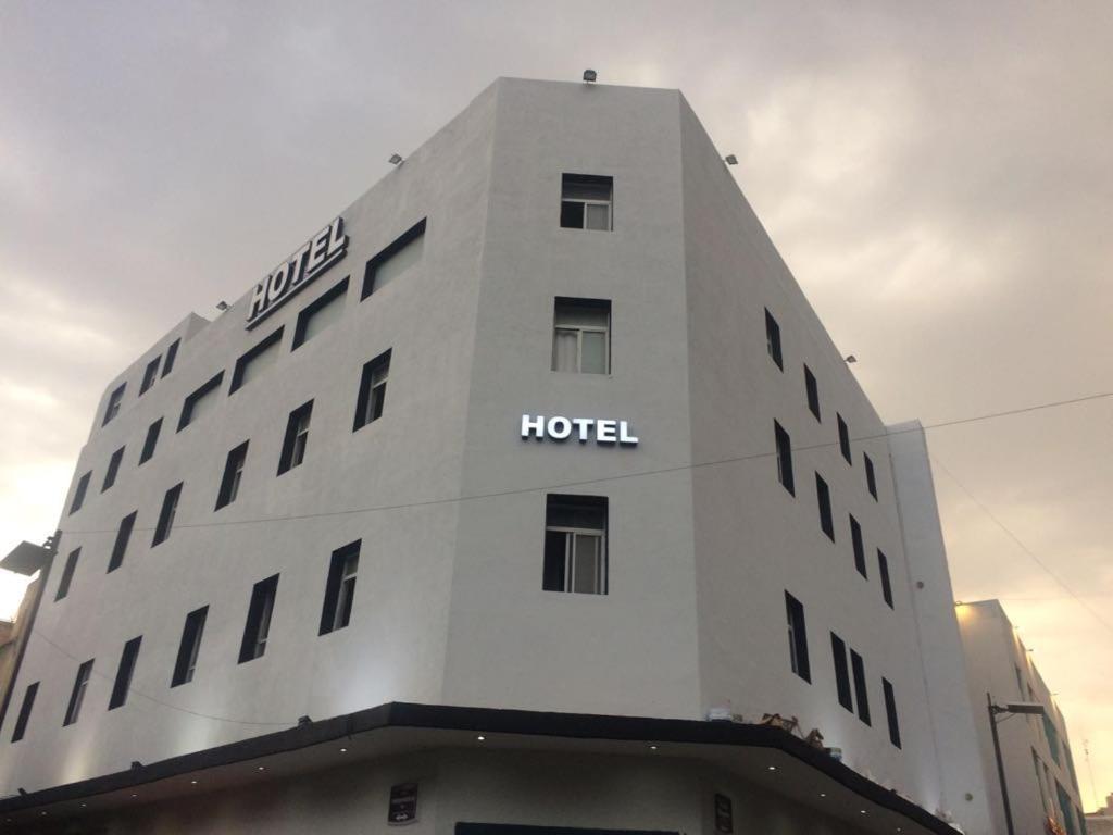 Hotel Vigo Γκουανταλαχάρα Εξωτερικό φωτογραφία